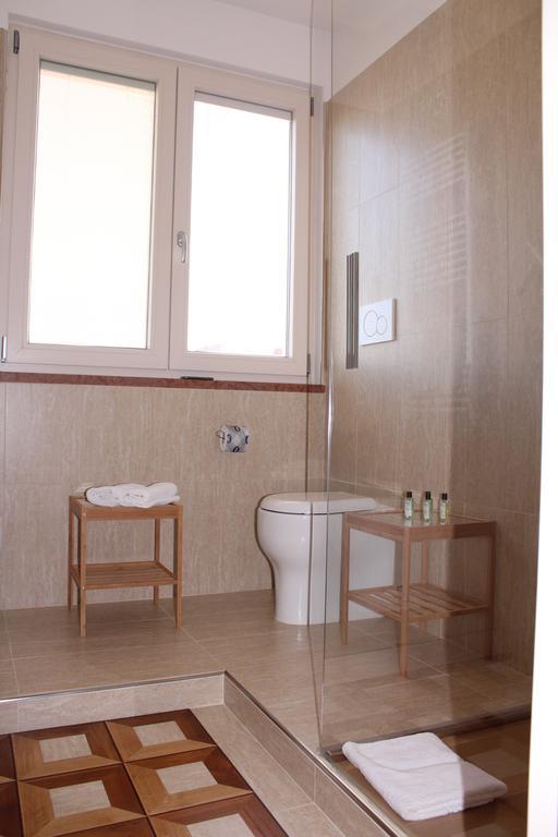 Dolcedorme Garni Hotel Parma Bagian luar foto