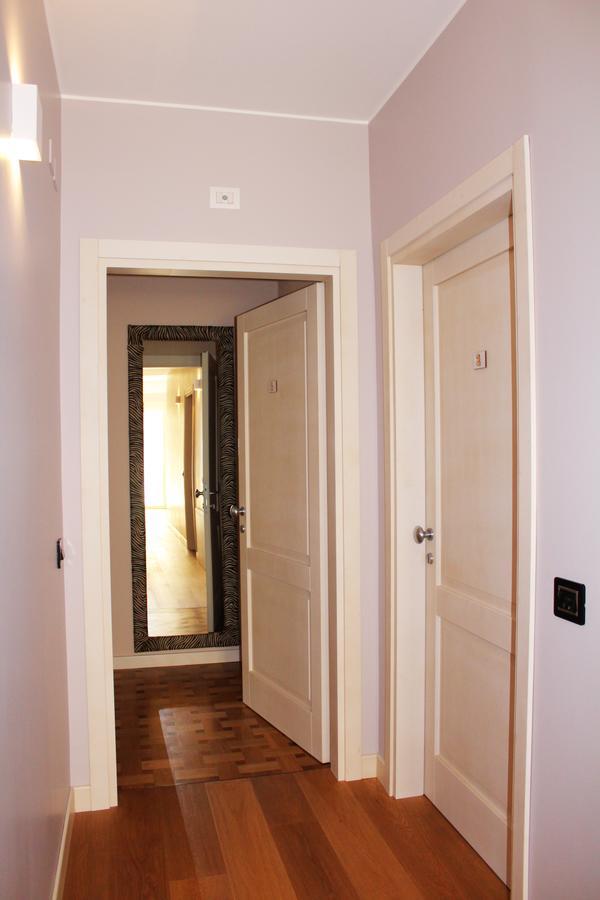 Dolcedorme Garni Hotel Parma Bagian luar foto