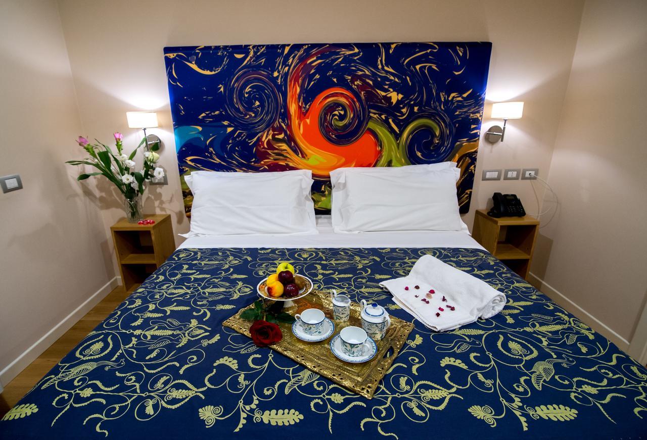 Dolcedorme Garni Hotel Parma Bagian luar foto